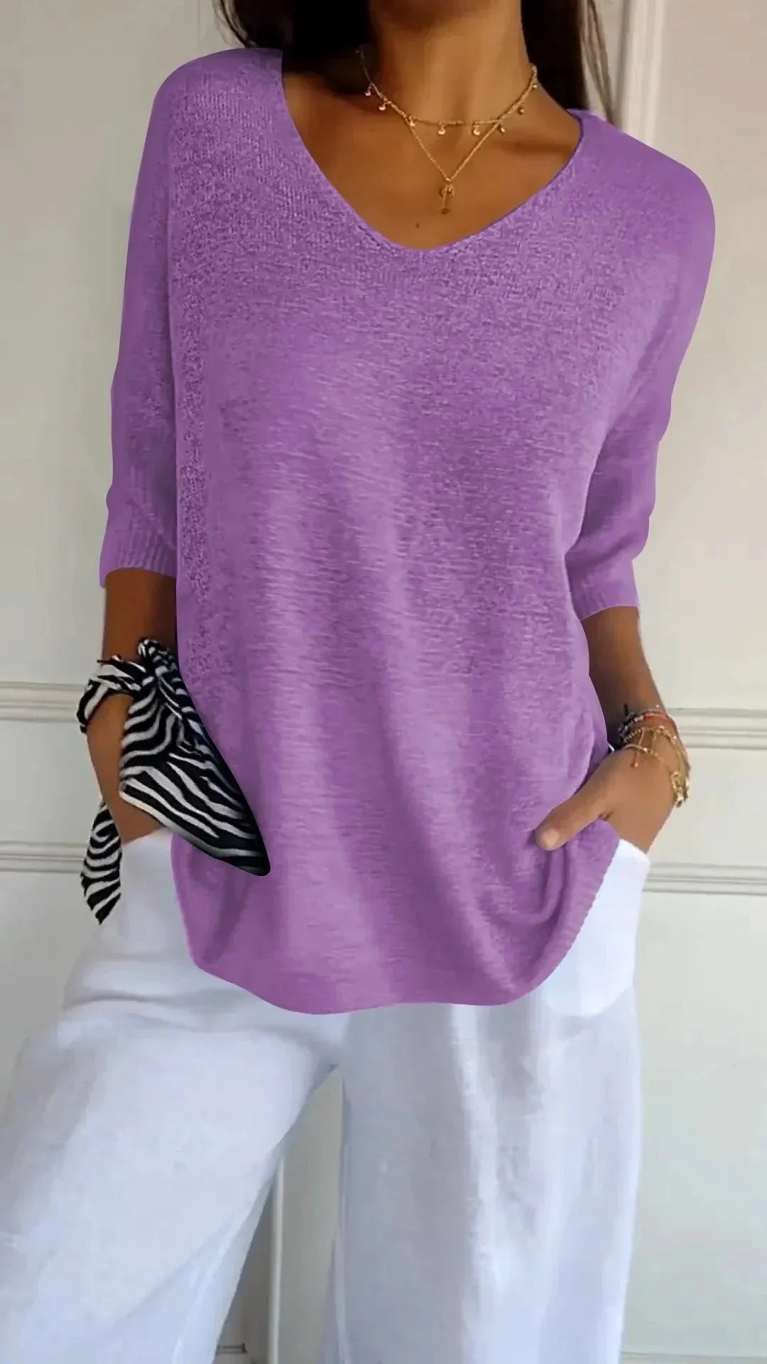 Kit 3 Blusas Femininas Luna em Malha Leve Decote V