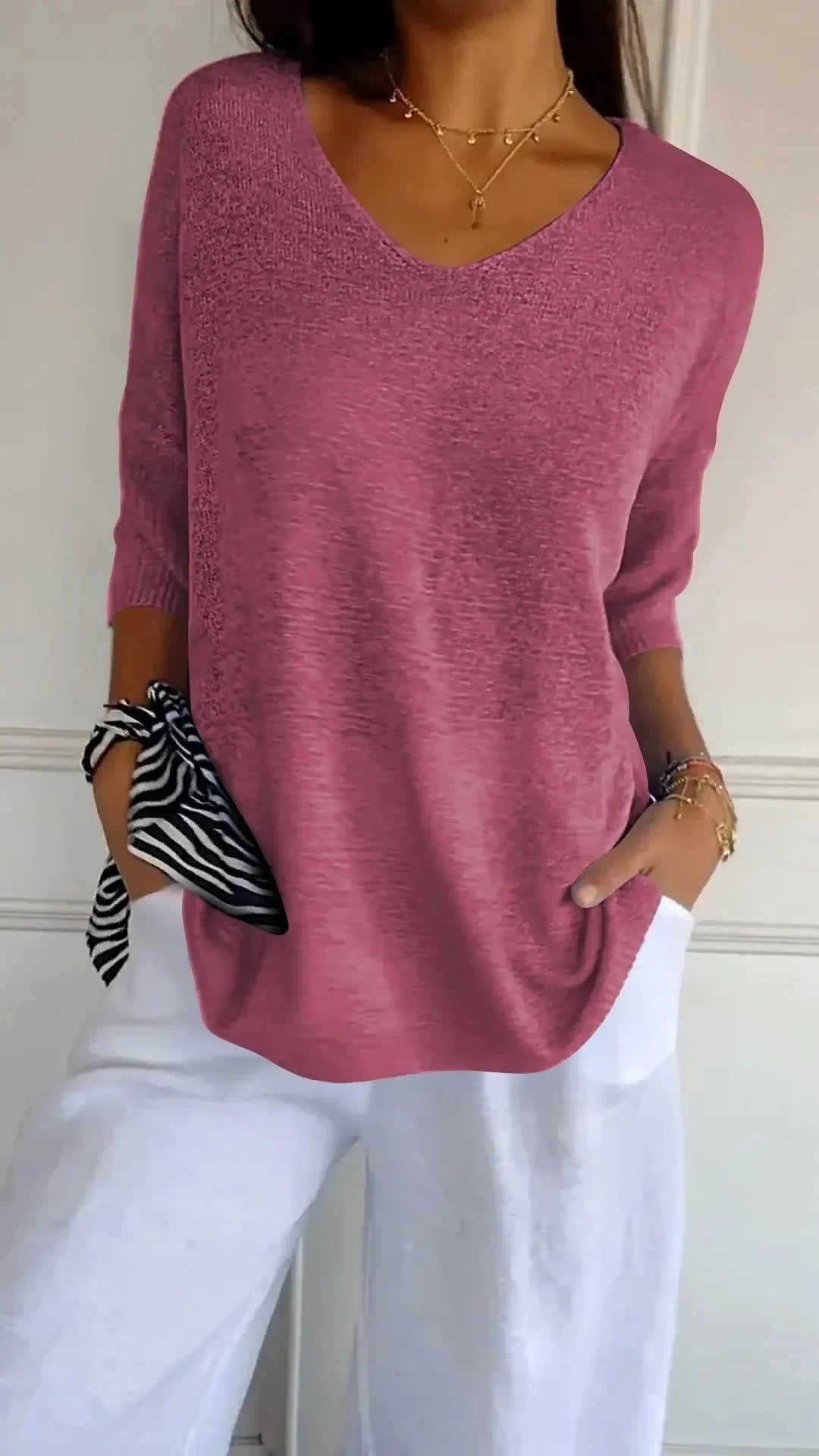 Kit 3 Blusas Femininas Luna em Malha Leve Decote V